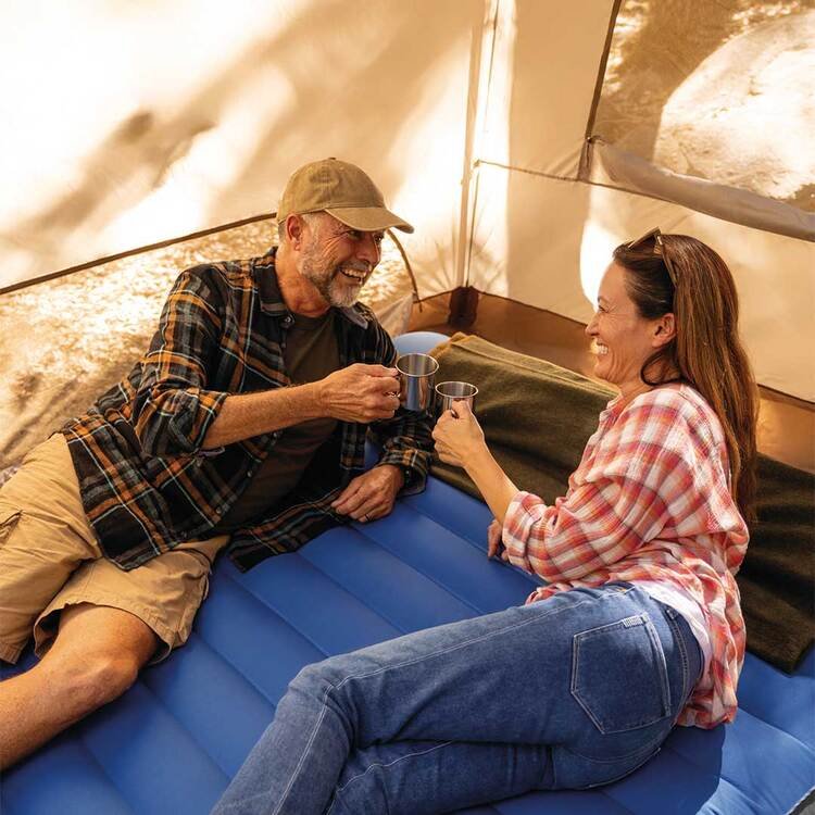 Matelas camping TPU Blue USB 2 personnes INTEX 64013 – Image 2